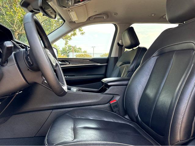 2023 Jeep Grand Cherokee L Vehicle Photo in Savannah, GA 31419