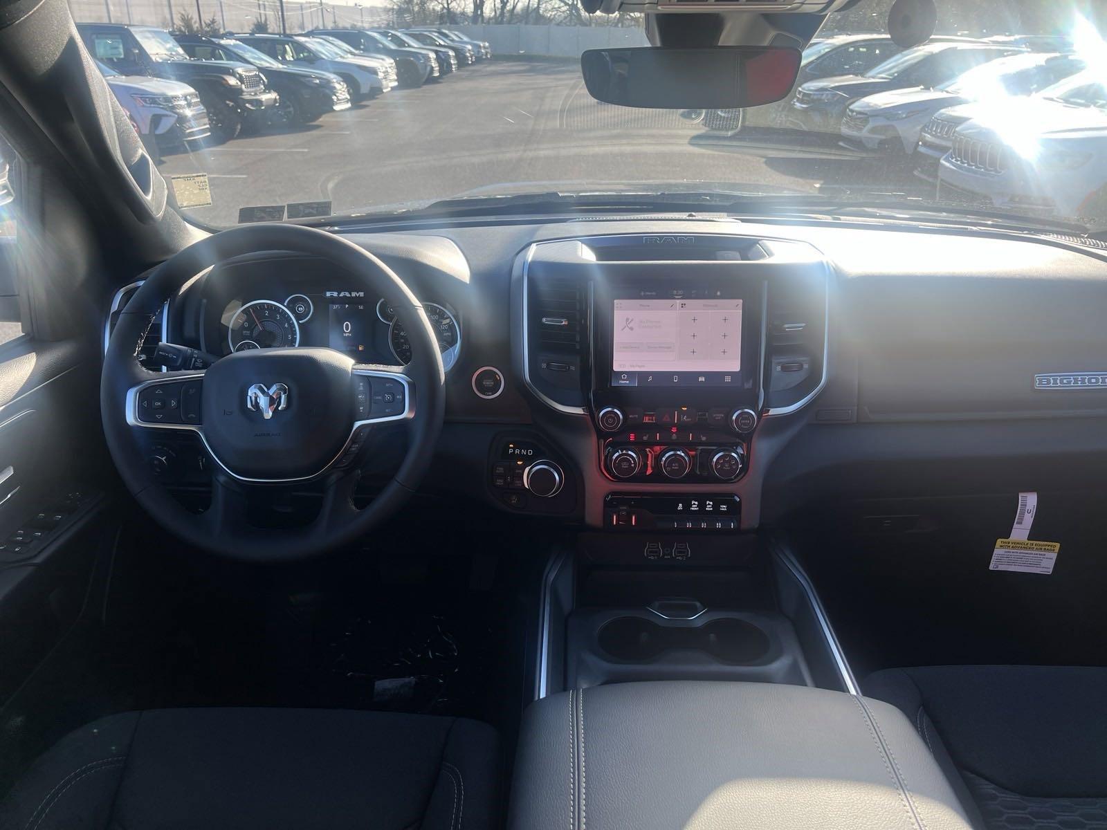 2025 Ram 1500 Vehicle Photo in Mechanicsburg, PA 17050-1707