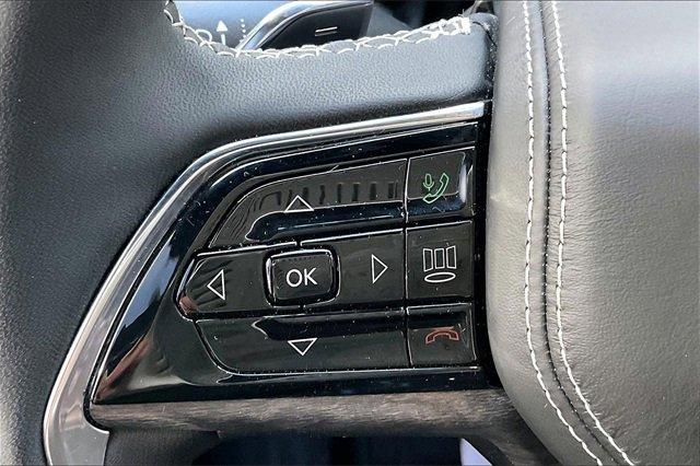 2024 Jeep Grand Cherokee L Vehicle Photo in INDEPENDENCE, MO 64055-1314