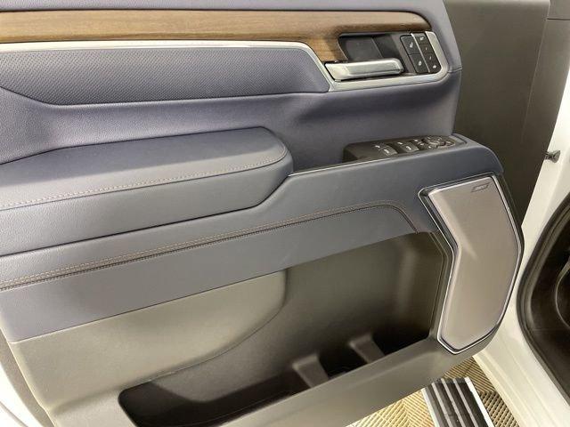 2025 Chevrolet Silverado 3500 HD Vehicle Photo in PHOENIX, AZ 85014-3381