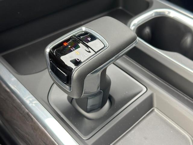 2025 Chevrolet Silverado 1500 Vehicle Photo in COLUMBIA, MO 65203-3903