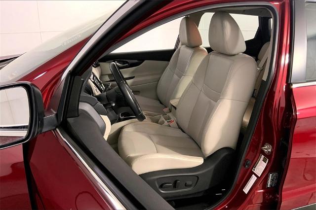 2022 Nissan Rogue Sport Vehicle Photo in Lees Summit, MO 64086