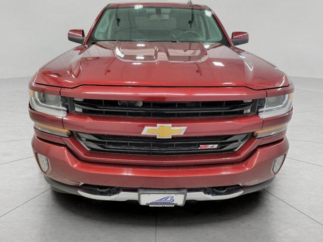 2017 Chevrolet Silverado 1500 Vehicle Photo in APPLETON, WI 54914-4656