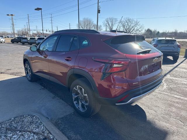 2025 Chevrolet Trax Vehicle Photo in MANHATTAN, KS 66502-5036