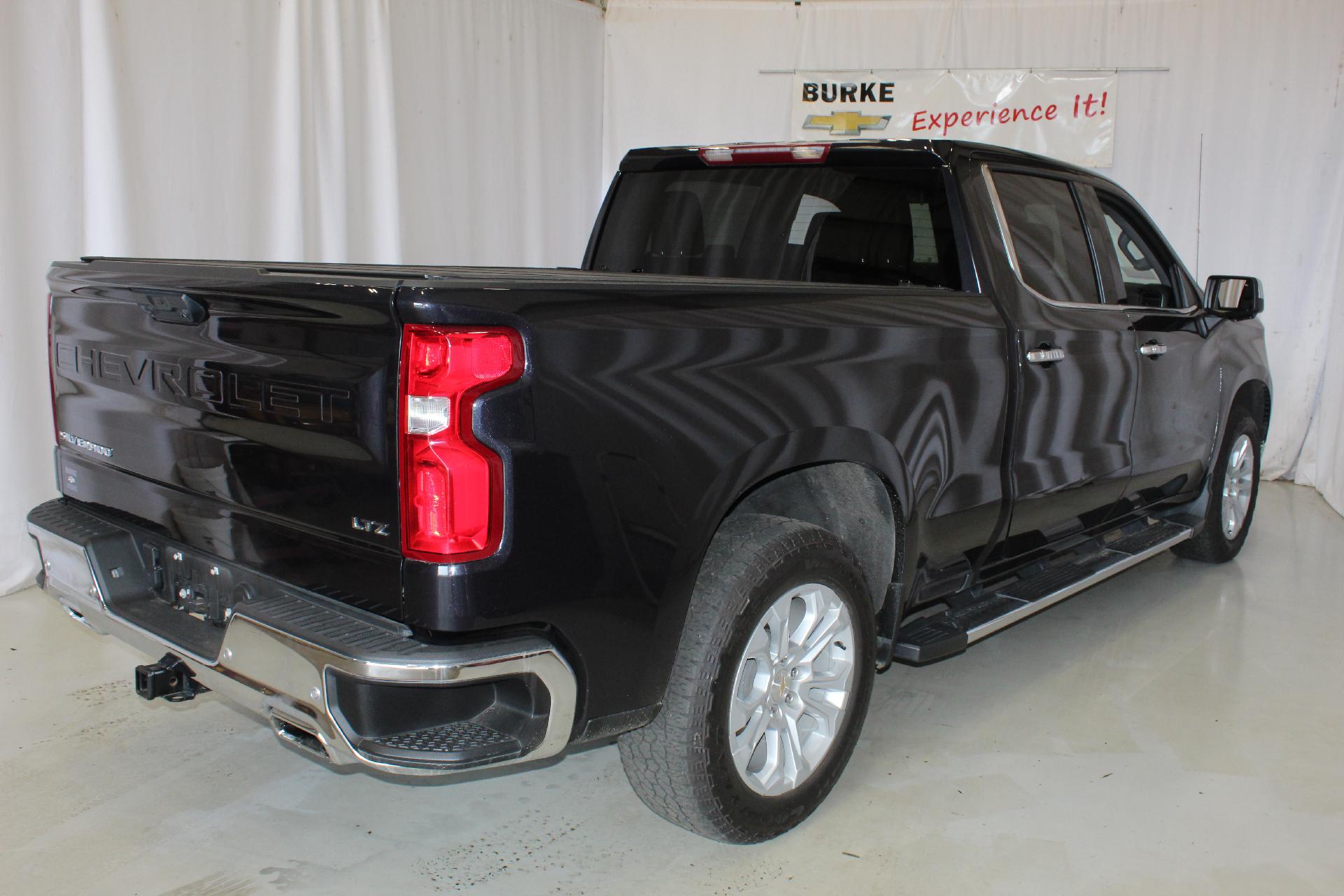 2022 Chevrolet Silverado 1500 Vehicle Photo in NORTHAMPTON, MA 01060-1120