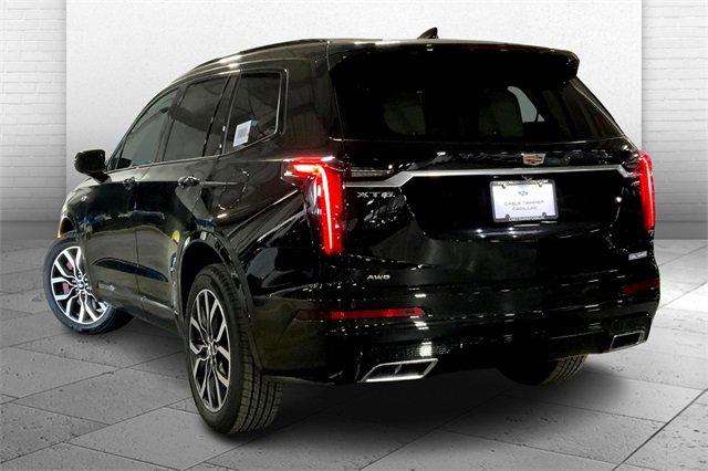 2025 Cadillac XT6 Vehicle Photo in KANSAS CITY, MO 64114-4545