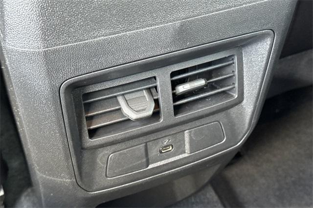 2025 GMC Canyon Vehicle Photo in ELK GROVE, CA 95757-8703