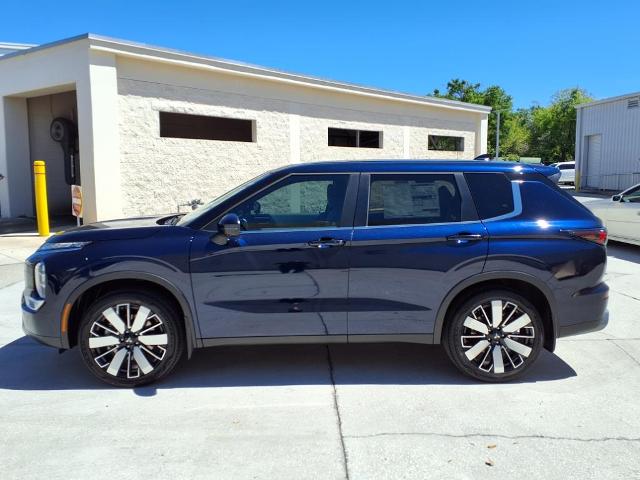 2025 Mitsubishi Outlander Vehicle Photo in Tampa, FL 33612