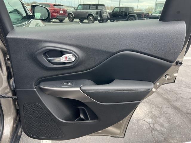 2021 Jeep Cherokee Vehicle Photo in GREEN BAY, WI 54304-5303