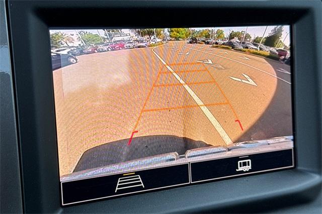 2025 GMC Sierra 1500 Vehicle Photo in ELK GROVE, CA 95757-8703
