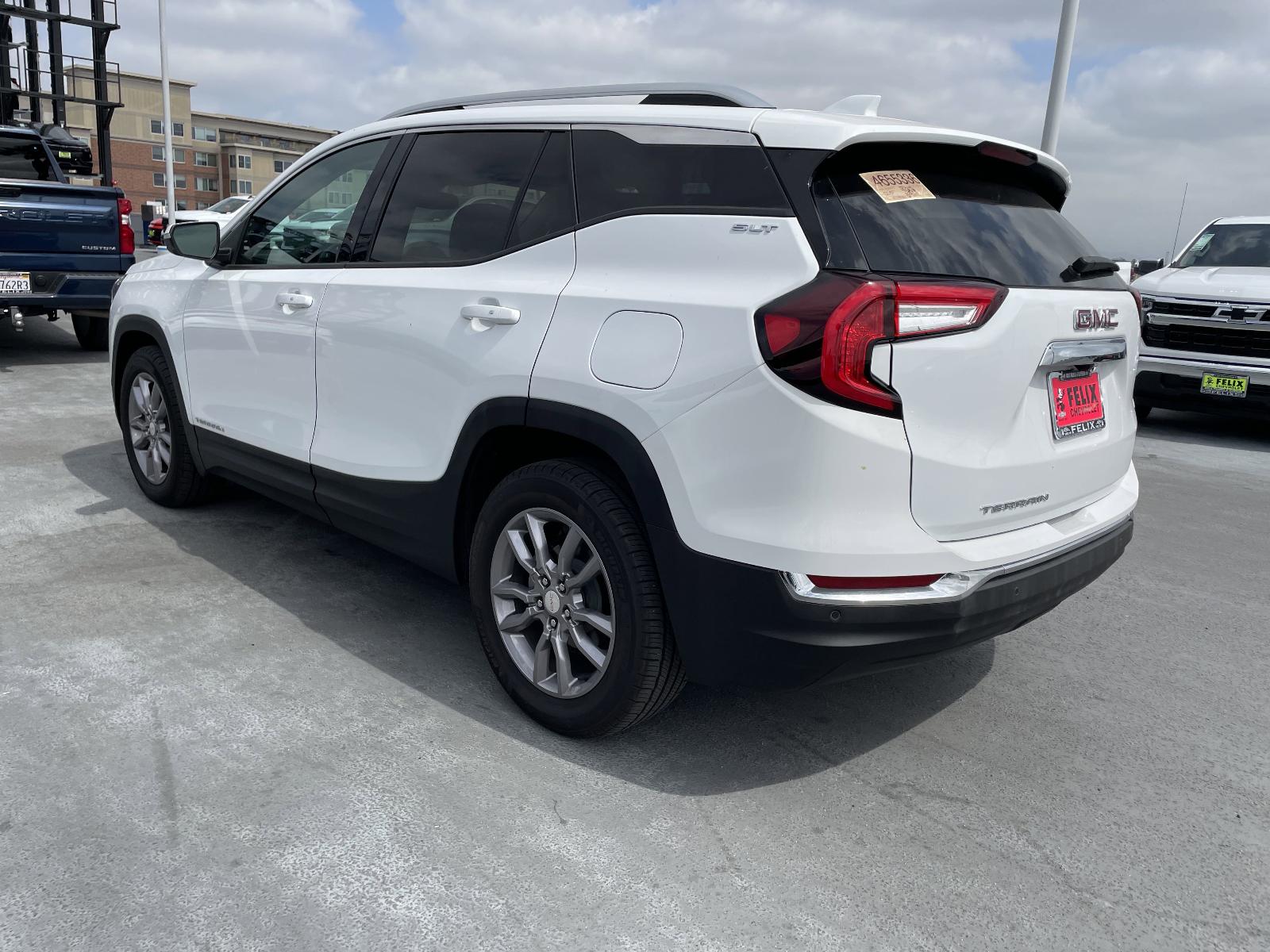 2022 GMC Terrain Vehicle Photo in LOS ANGELES, CA 90007-3794