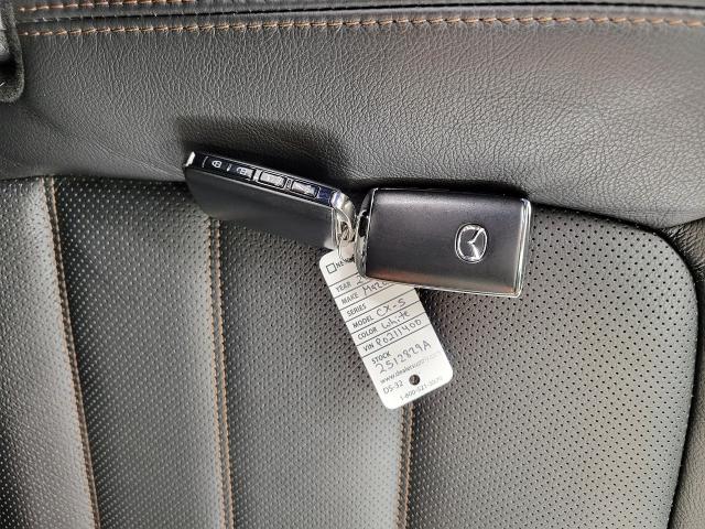 2023 Mazda CX-5 Vehicle Photo in NEENAH, WI 54956-2243