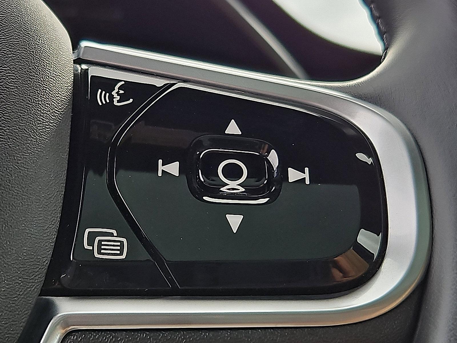 2018 Volvo XC90 Vehicle Photo in Trevose, PA 19053