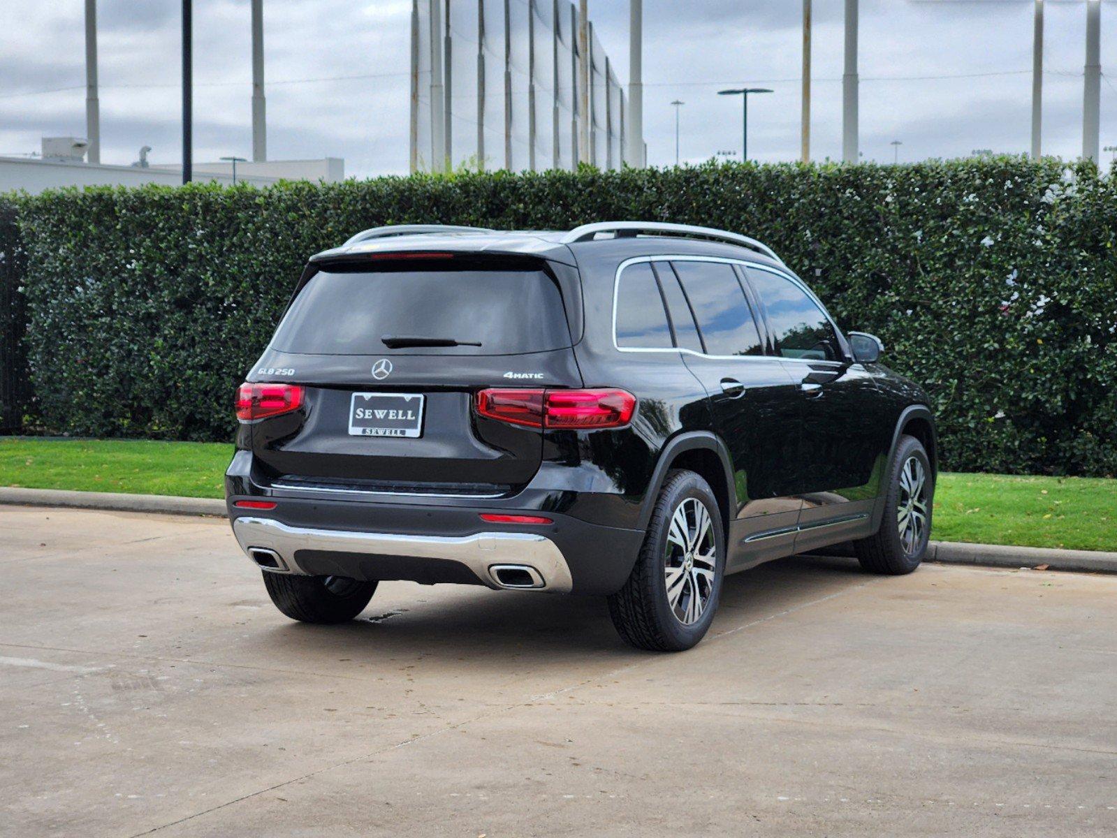 2024 Mercedes-Benz GLB Vehicle Photo in HOUSTON, TX 77079