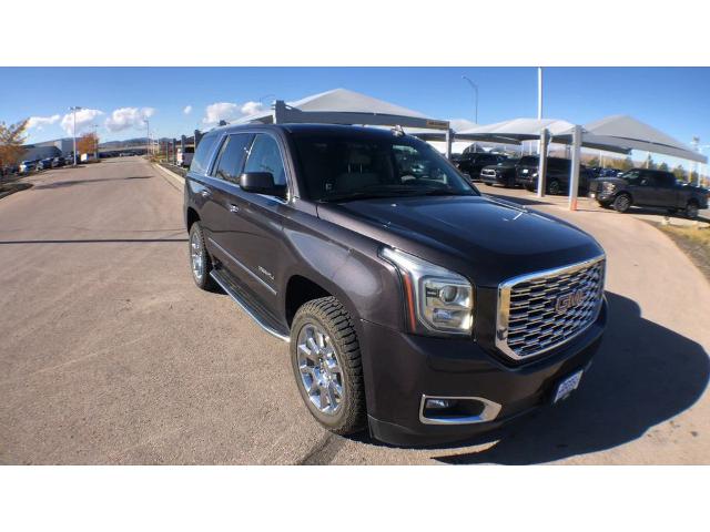 Used 2018 GMC Yukon Denali with VIN 1GKS2CKJ8JR334952 for sale in Rapid City, SD