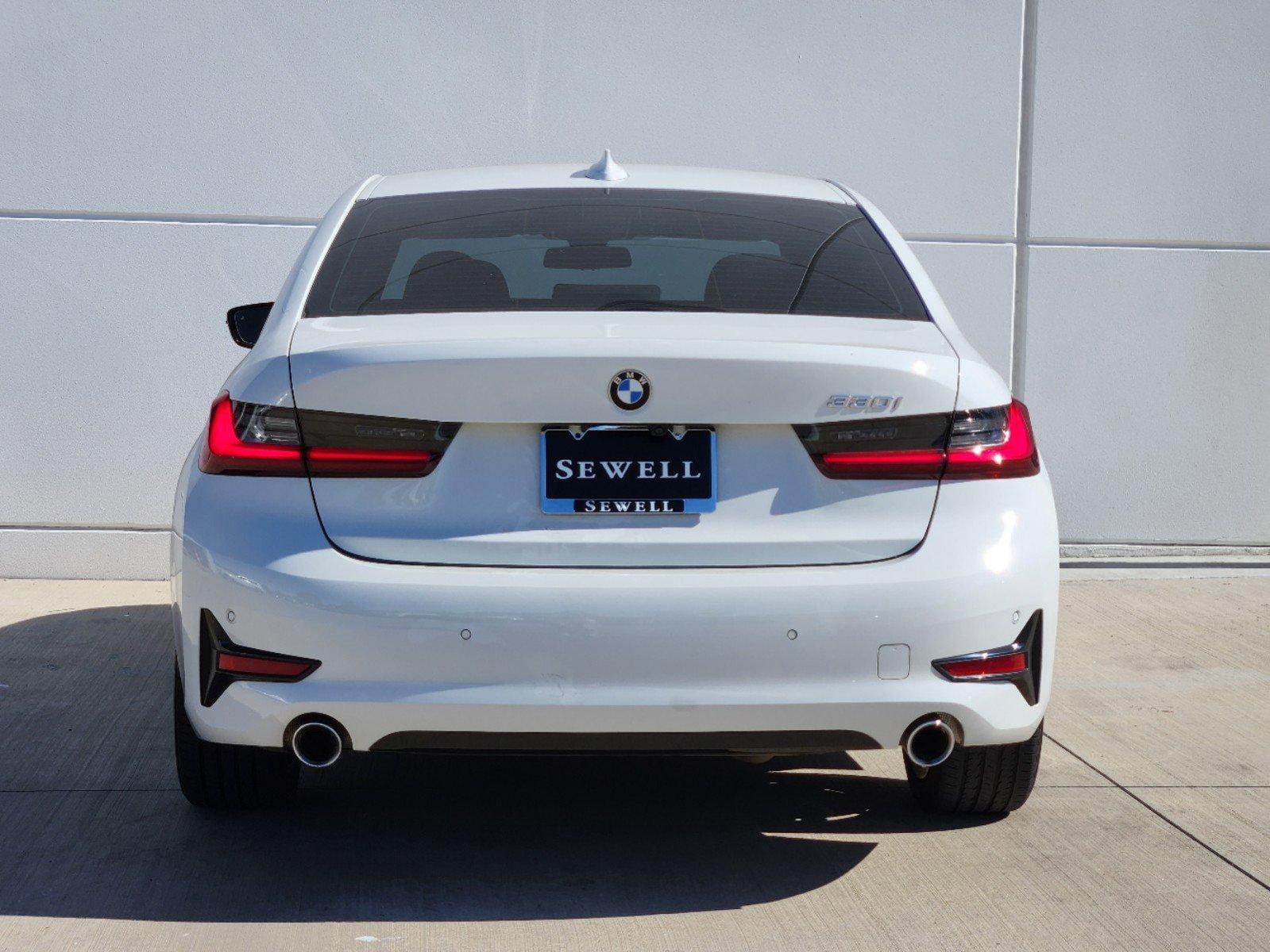 2022 BMW 330i Vehicle Photo in PLANO, TX 75024