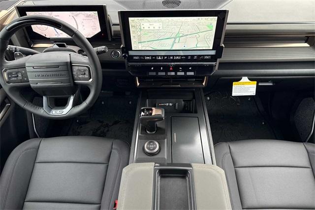 2025 GMC HUMMER EV SUV Vehicle Photo in ELK GROVE, CA 95757-8703