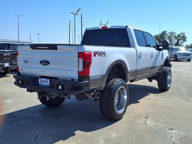 2019 Ford Super Duty F-350 SRW Vehicle Photo in ROSENBERG, TX 77471-5675