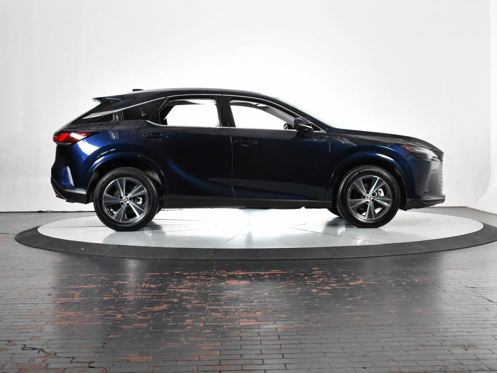 2023 Lexus RX 350 Vehicle Photo in DALLAS, TX 75235