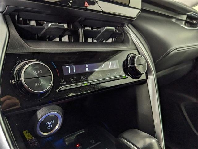 2023 Toyota Venza Vehicle Photo in ENGLEWOOD, CO 80113-6708