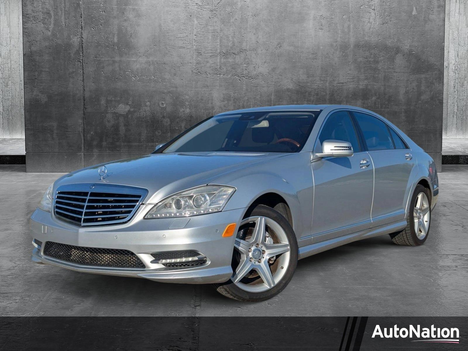 2011 Mercedes-Benz S-Class Vehicle Photo in Memphis, TN 38125