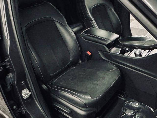 2023 Jeep Grand Cherokee Vehicle Photo in MEDINA, OH 44256-9631