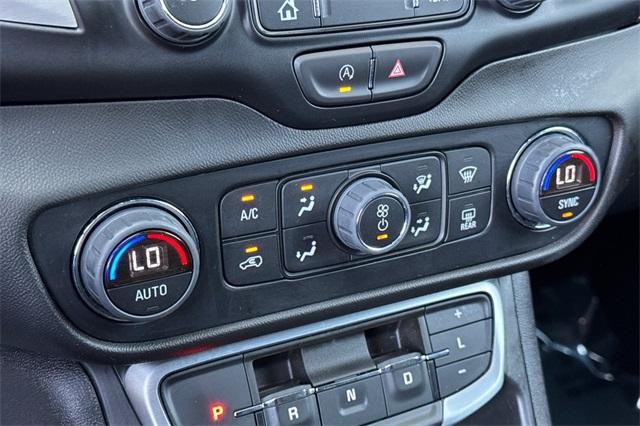 2023 GMC Terrain Vehicle Photo in ELK GROVE, CA 95757-8703