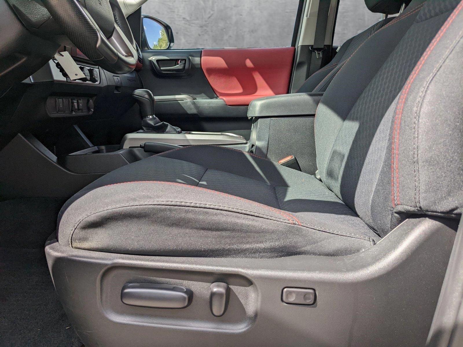 2021 Toyota Tacoma 2WD Vehicle Photo in Jacksonville, FL 32256