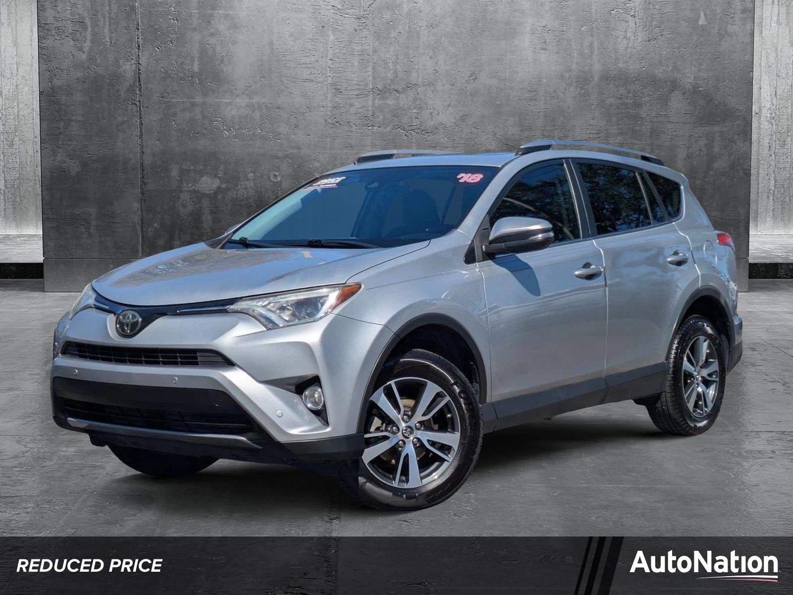 2018 Toyota RAV4 Vehicle Photo in GREENACRES, FL 33463-3207