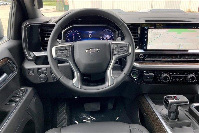 2025 Chevrolet Silverado 1500 Vehicle Photo in KANSAS CITY, MO 64114-4502