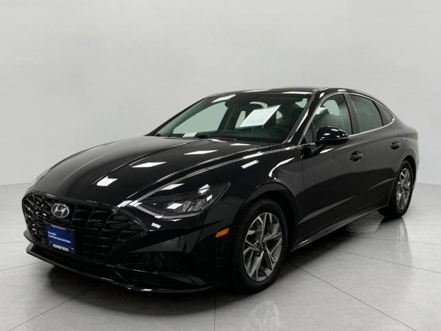 2022 Hyundai SONATA Vehicle Photo in Appleton, WI 54913