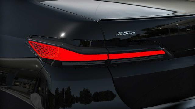 2025 BMW 760i xDrive Vehicle Photo in GRAPEVINE, TX 76051