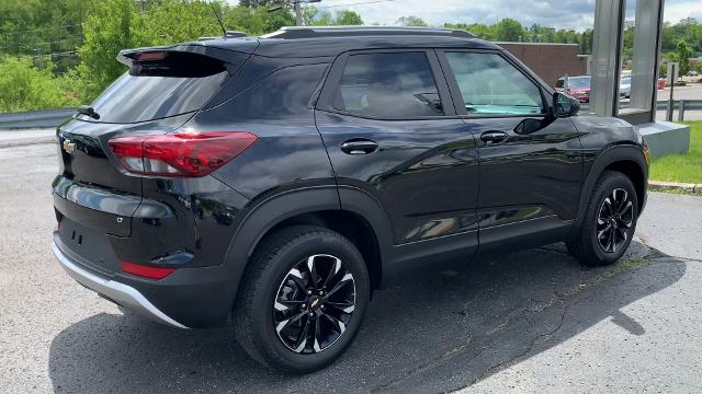2022 Chevrolet Trailblazer Vehicle Photo in MOON TOWNSHIP, PA 15108-2571