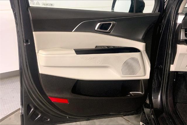 2024 Kia Carnival Vehicle Photo in Lees Summit, MO 64086