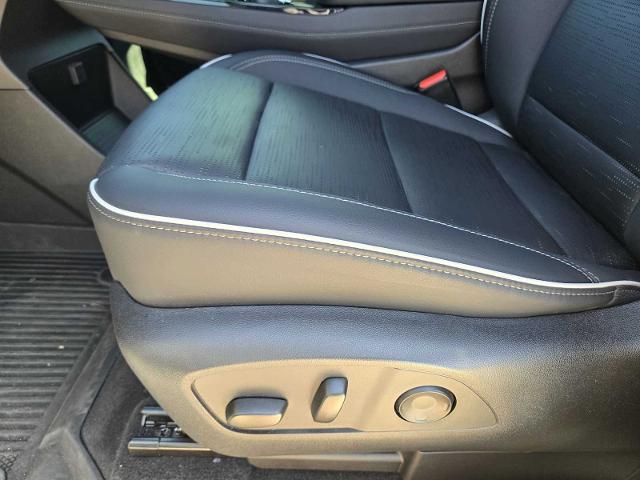 2025 Buick Enclave Vehicle Photo in DENTON, TX 76210-9321