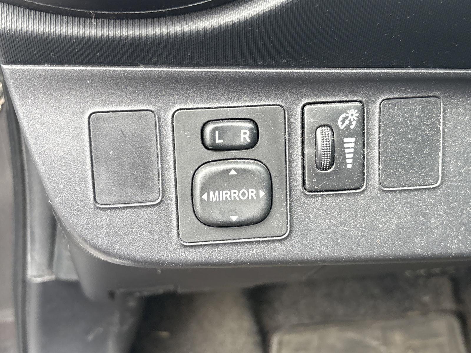2014 Toyota Prius c Vehicle Photo in Mechanicsburg, PA 17050