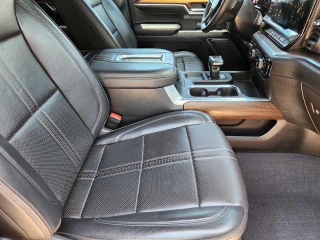 2022 Chevrolet Silverado 1500 Vehicle Photo in DENTON, TX 76210-9321