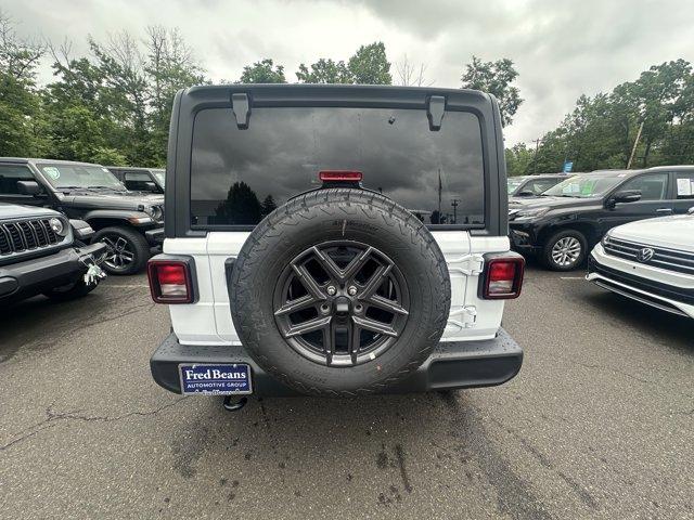 2025 Jeep Wrangler Vehicle Photo in Doylsetown, PA 18901