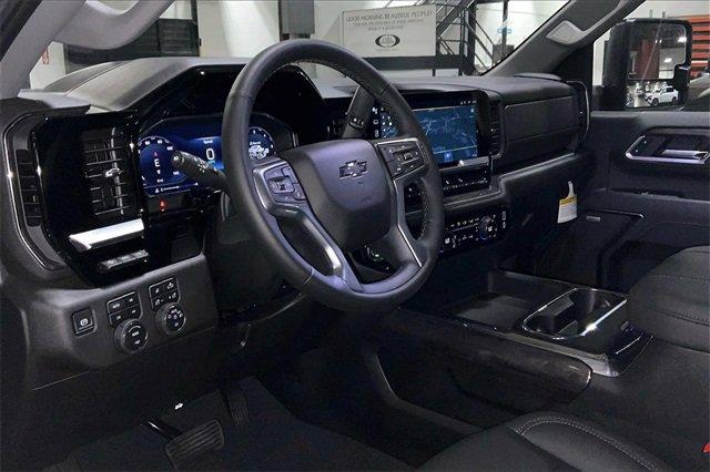 2025 Chevrolet Silverado 2500 HD Vehicle Photo in KANSAS CITY, MO 64114-4502