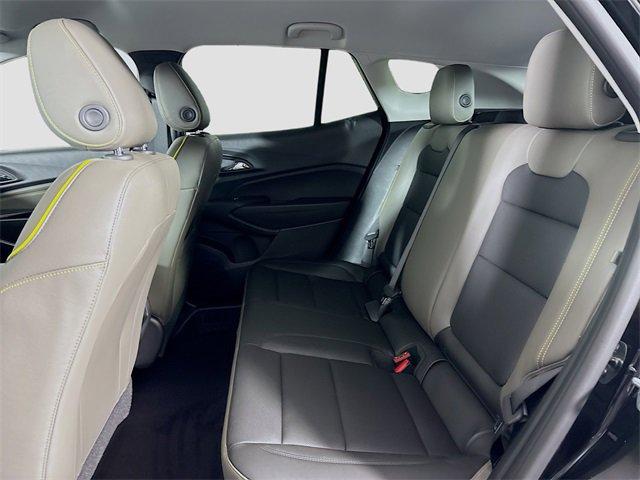 2025 Chevrolet Trax Vehicle Photo in PUYALLUP, WA 98371-4149