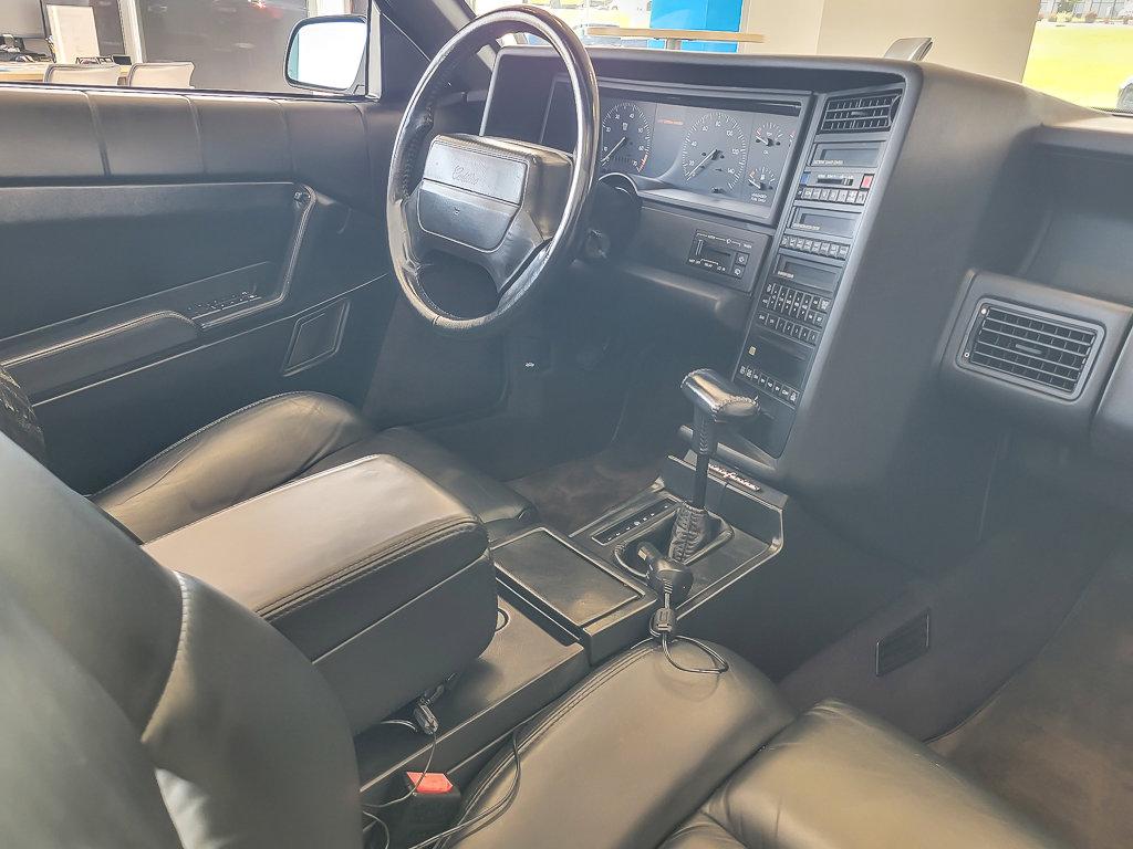 1993 Cadillac Allante' Vehicle Photo in AURORA, IL 60503-9326