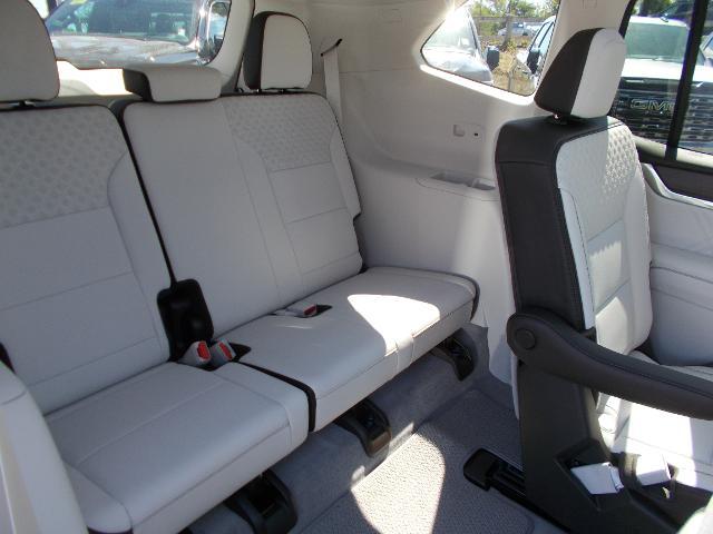 2026 GMC Acadia Vehicle Photo in LOWELL, MA 01852-4336