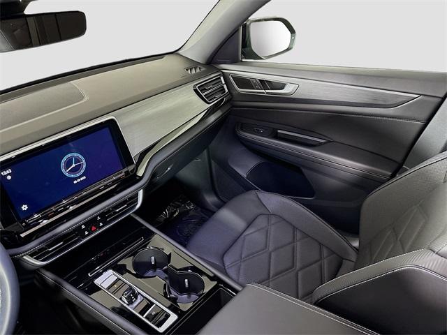 2024 Volkswagen Atlas Cross Sport Vehicle Photo in Puyallup, WA 98371