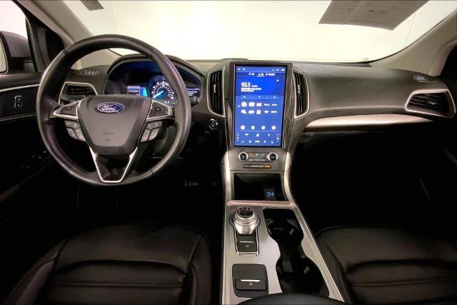 2024 Ford Edge Vehicle Photo in Kansas City, MO 64114