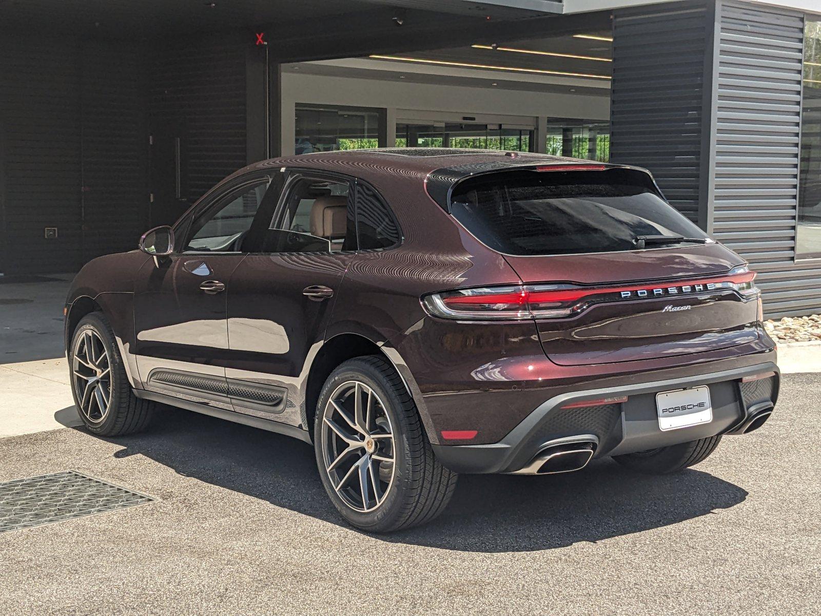 2024 Porsche Macan Vehicle Photo in Towson, MD 21204