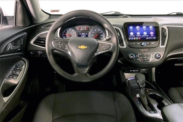 2024 Chevrolet Malibu Vehicle Photo in KANSAS CITY, MO 64114-4545