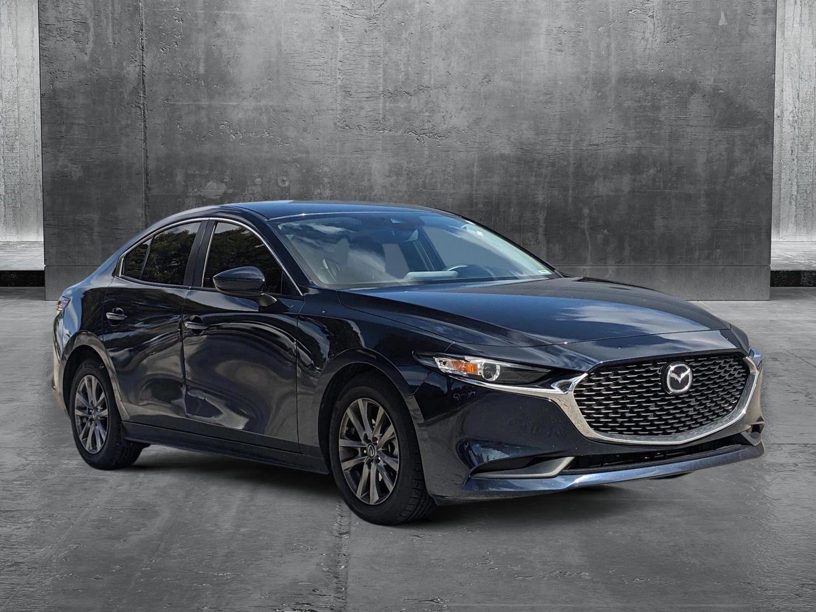 2021 Mazda MAZDA3 Vehicle Photo in GREENACRES, FL 33463-3207