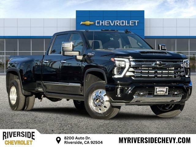 2025 Chevrolet Silverado 3500 HD Vehicle Photo in RIVERSIDE, CA 92504-4106