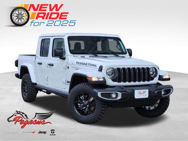 2025 Jeep Gladiator Vehicle Photo in Ennis, TX 75119-5114