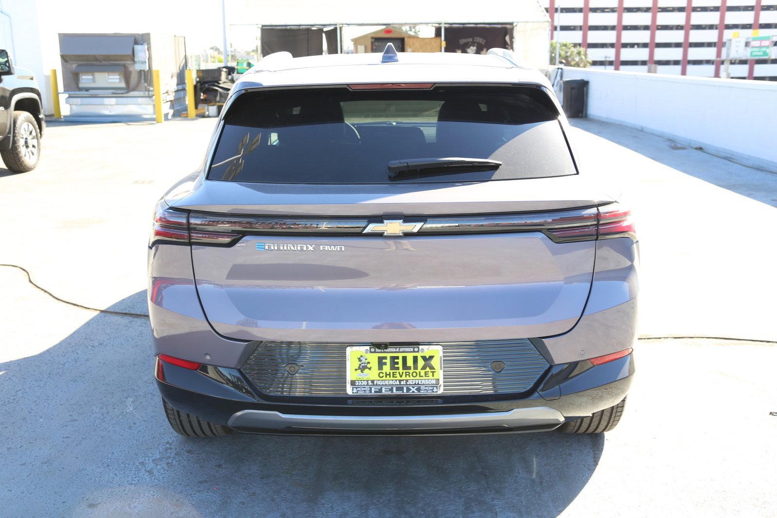 2025 Chevrolet Equinox EV Vehicle Photo in LOS ANGELES, CA 90007-3794